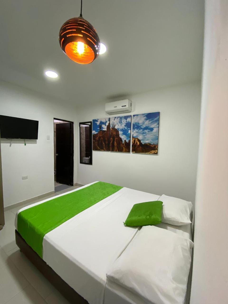 Hotel Sol Del Desierto Villavieja Exterior photo
